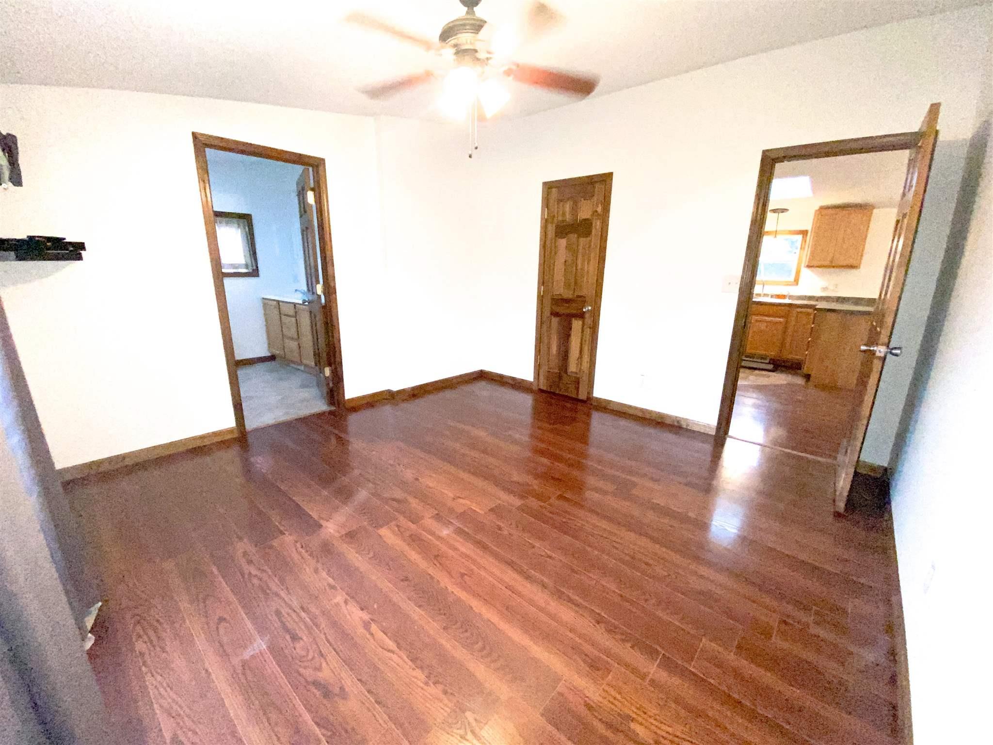 7489 Deer Run Road Pleasant Plains, IL 62677 - Photo 9 of 19 Gallery Image 9