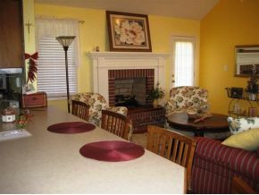 2646 Cherokee Road, Unit 10 Johnson City, TN 37604 - Photo 3 of 12 Photo 3