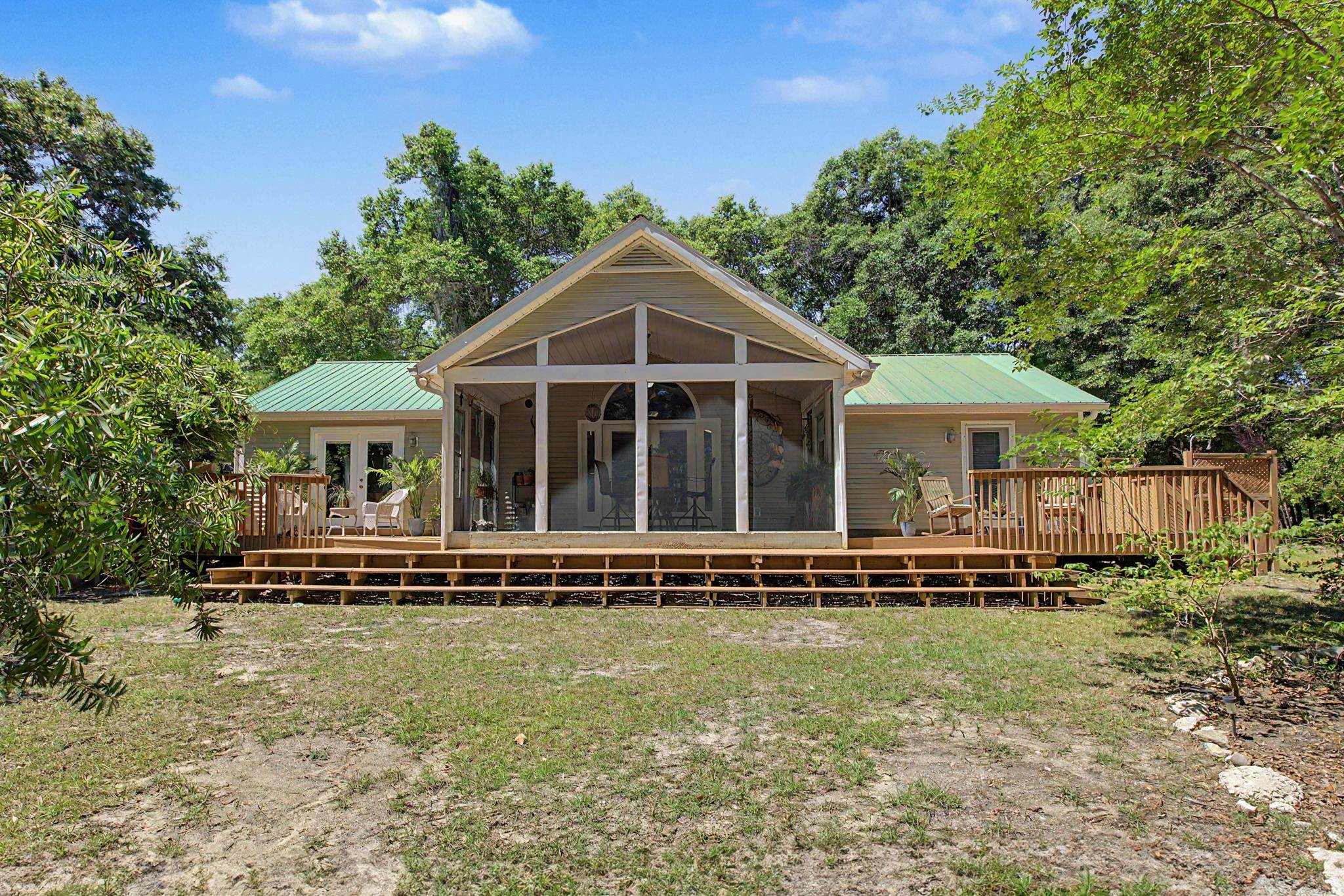 2865 Parramore Shores Road Tallahassee, FL 32310 - Photo 2 of 68