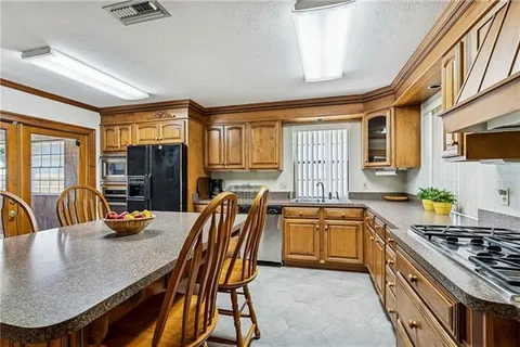 $490,000 | 1145 Papworth Avenue, Metairie, LA 70005