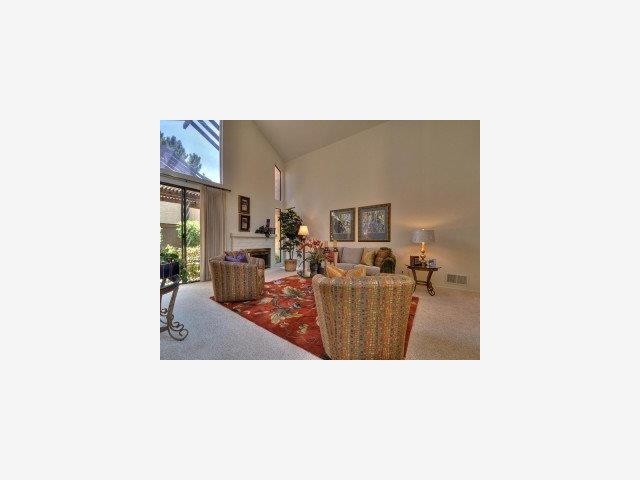1925 Amalfi Way Mountain View, CA 94040 - Photo 2 of 9 a living room with furniture