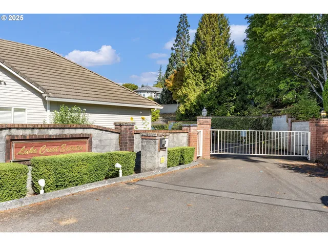 $899,000 | 8212 Northwest Fruit Valley Road, Unit C, Vancouver, WA 98665