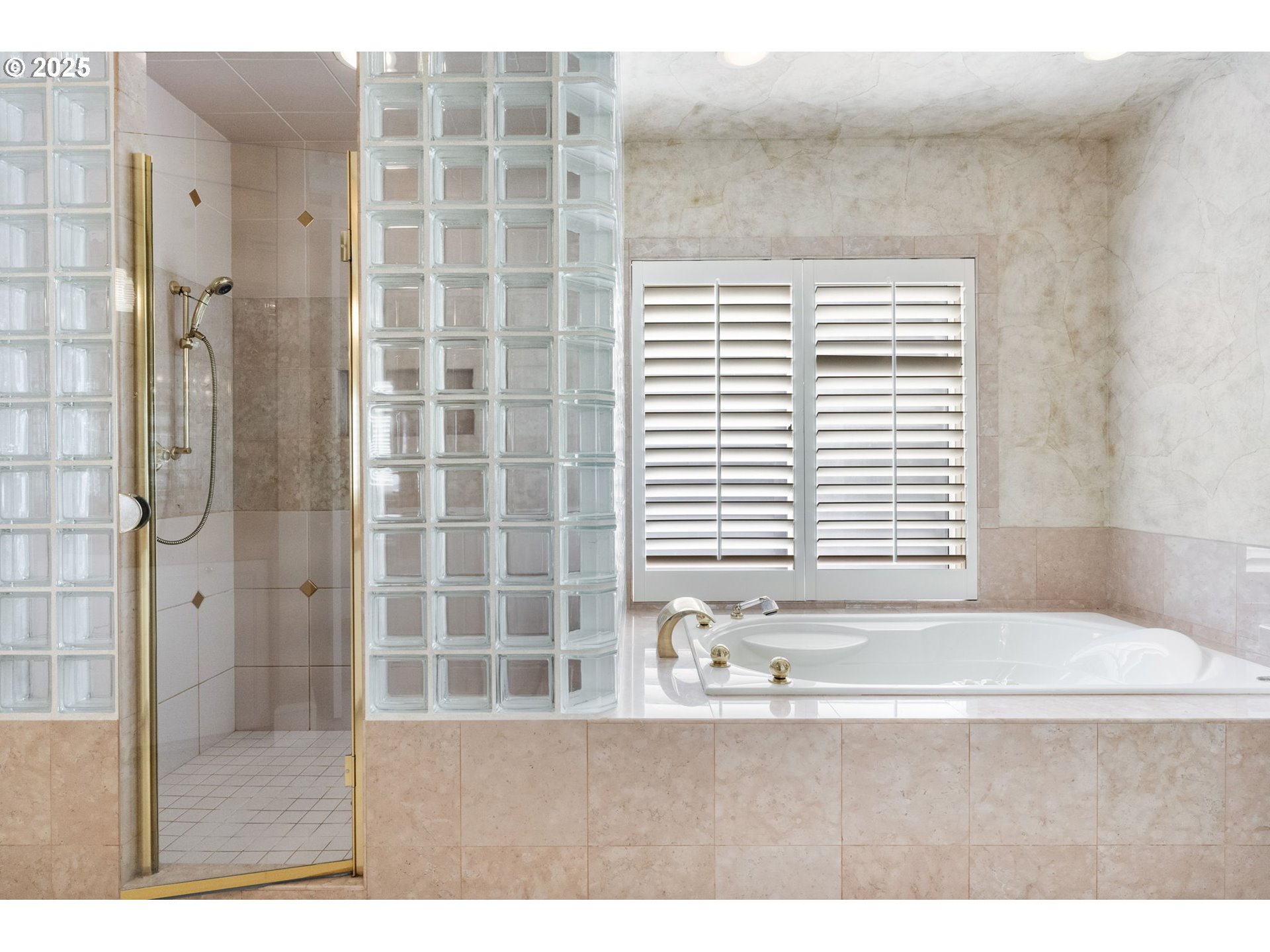 8212 Northwest Fruit Valley Road, Unit C Vancouver, WA 98665 - Photo 24 of 44