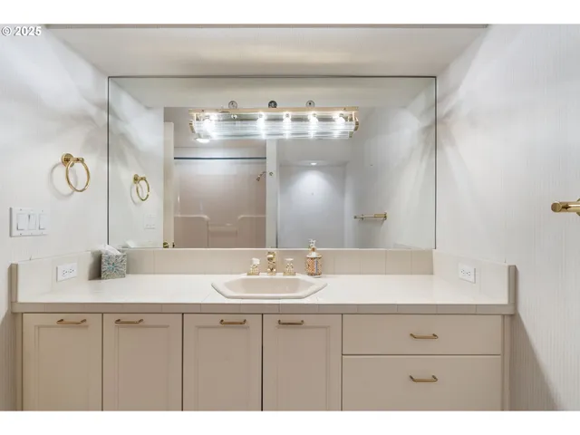 $899,000 | 8212 Northwest Fruit Valley Road, Unit C, Vancouver, WA 98665