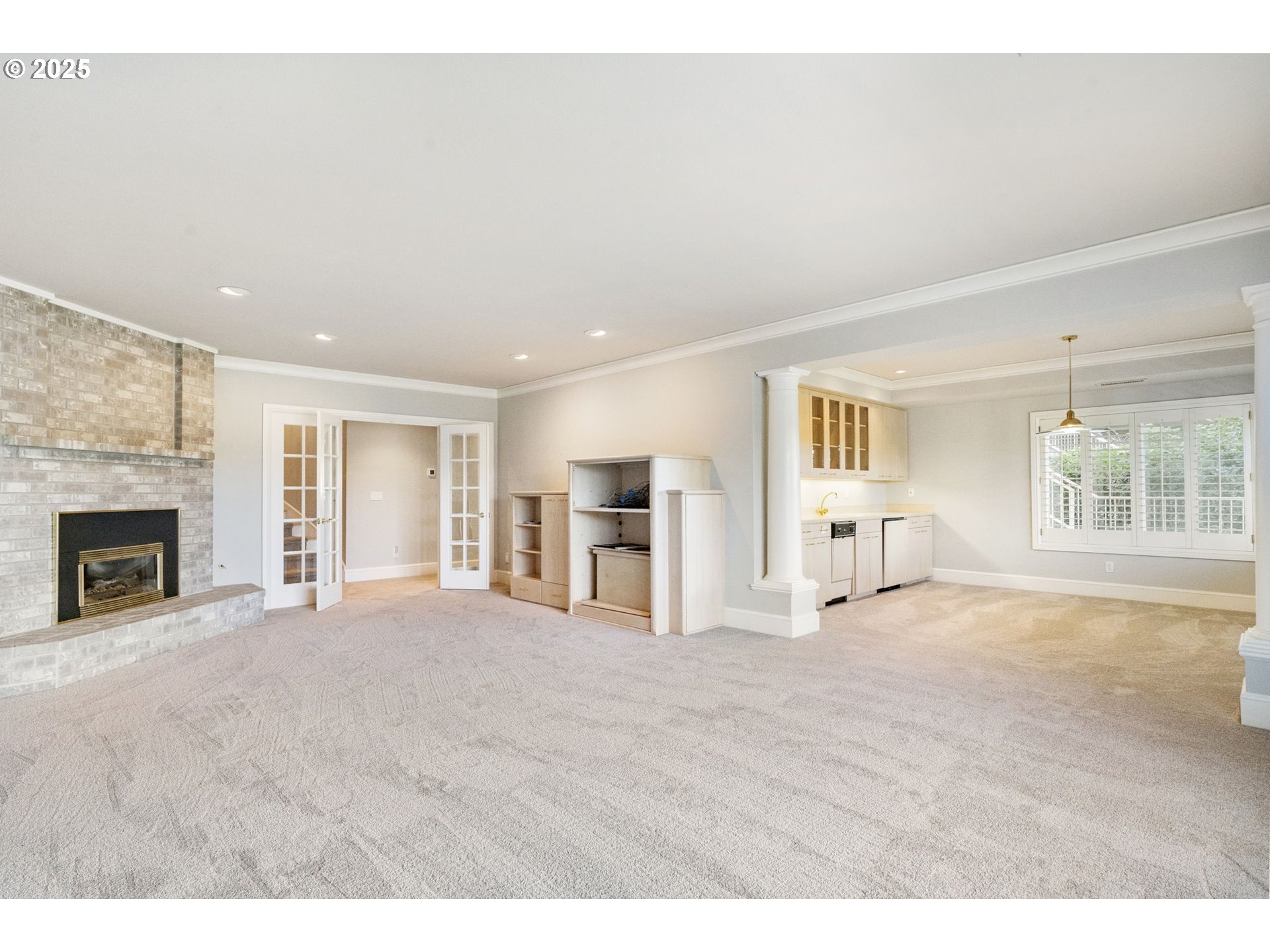 8212 Northwest Fruit Valley Road, Unit C Vancouver, WA 98665 - Photo 32 of 44