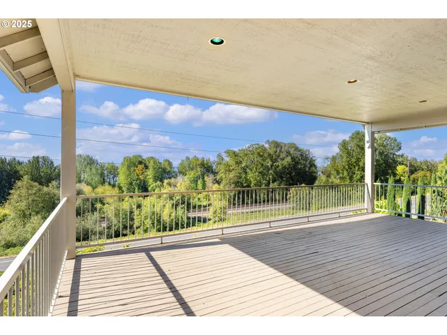 $899,000 | 8212 Northwest Fruit Valley Road, Unit C, Vancouver, WA 98665