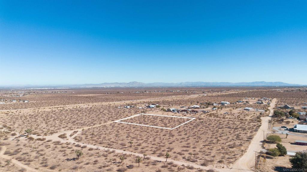 1 Marco Road Phelan, CA 92371 - Photo 5 of 11