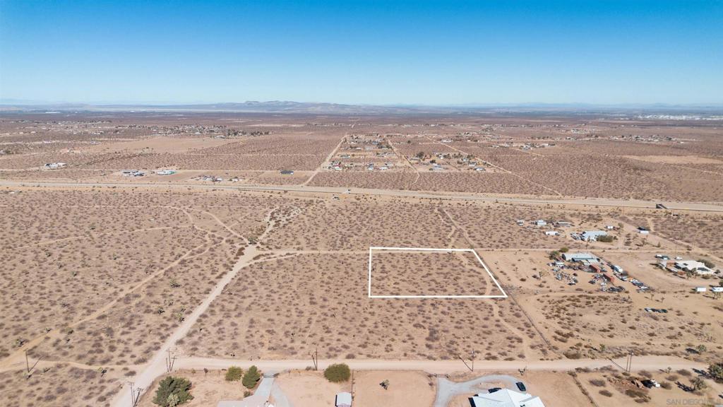 1 Marco Road Phelan, CA 92371 - Photo 7 of 11