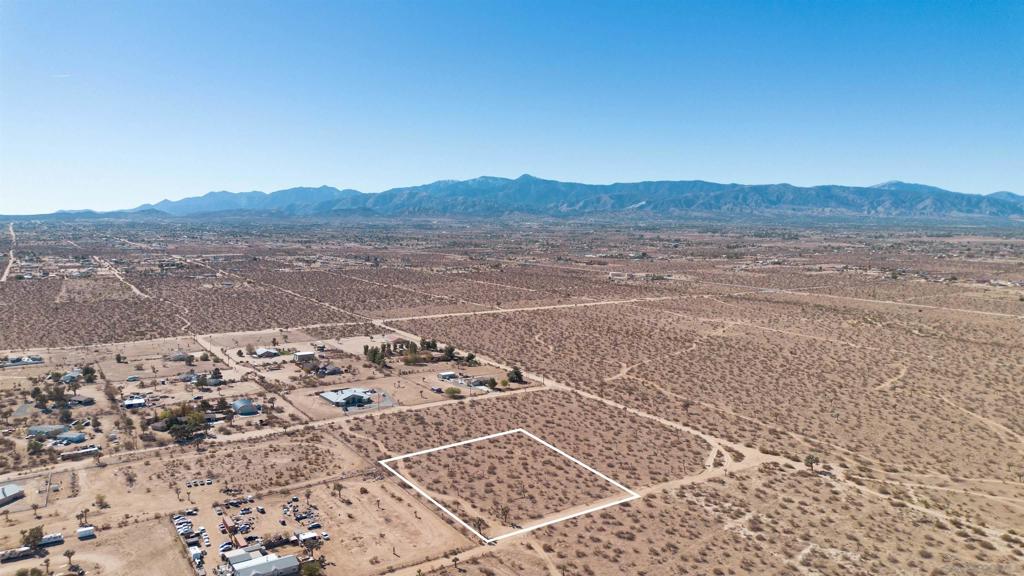 1 Marco Road Phelan, CA 92371 - Photo 10 of 11