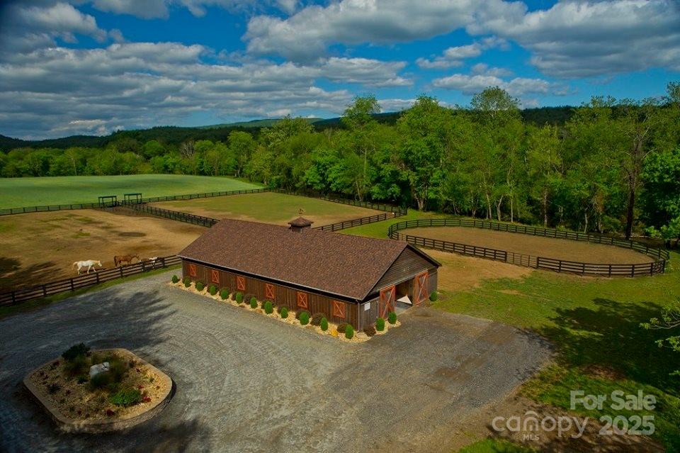 5366 Low Country Road, Unit 822 Lenoir, NC 28645 - Photo 17 of 26 Gallery Image 17