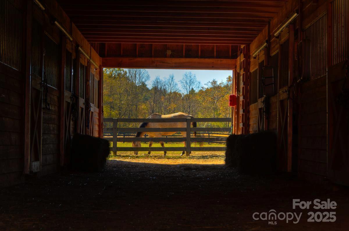 5366 Low Country Road, Unit 822 Lenoir, NC 28645 - Photo 21 of 26 Gallery Image 21