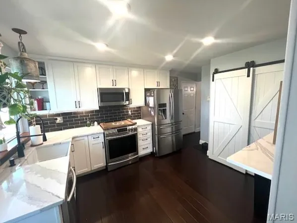 $399,900 | 371 Novara Drive, Ballwin, MO 63021
