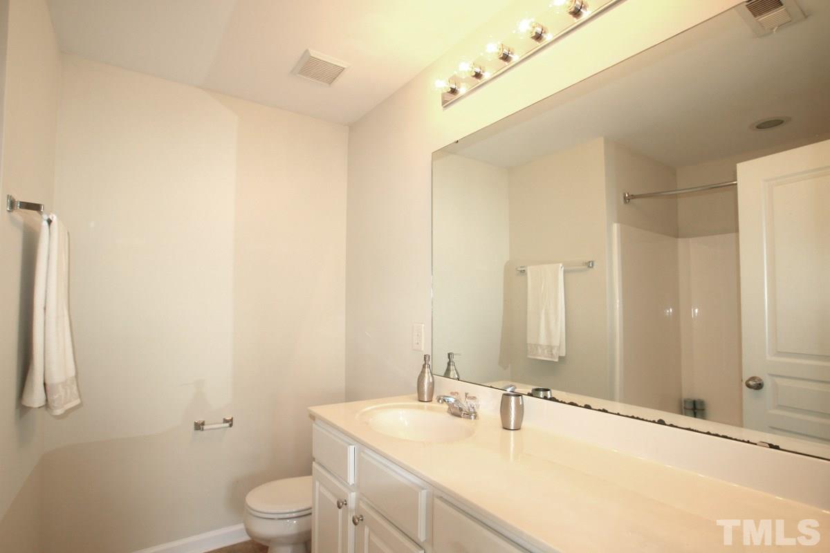 7854 Spungold Street Raleigh, NC 27617 - Photo 8 of 20 Gallery Image 8