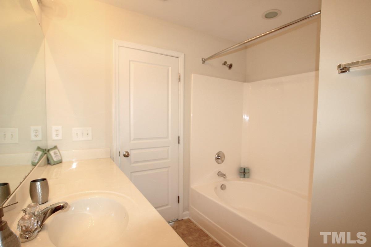 7854 Spungold Street Raleigh, NC 27617 - Photo 9 of 20 Gallery Image 9