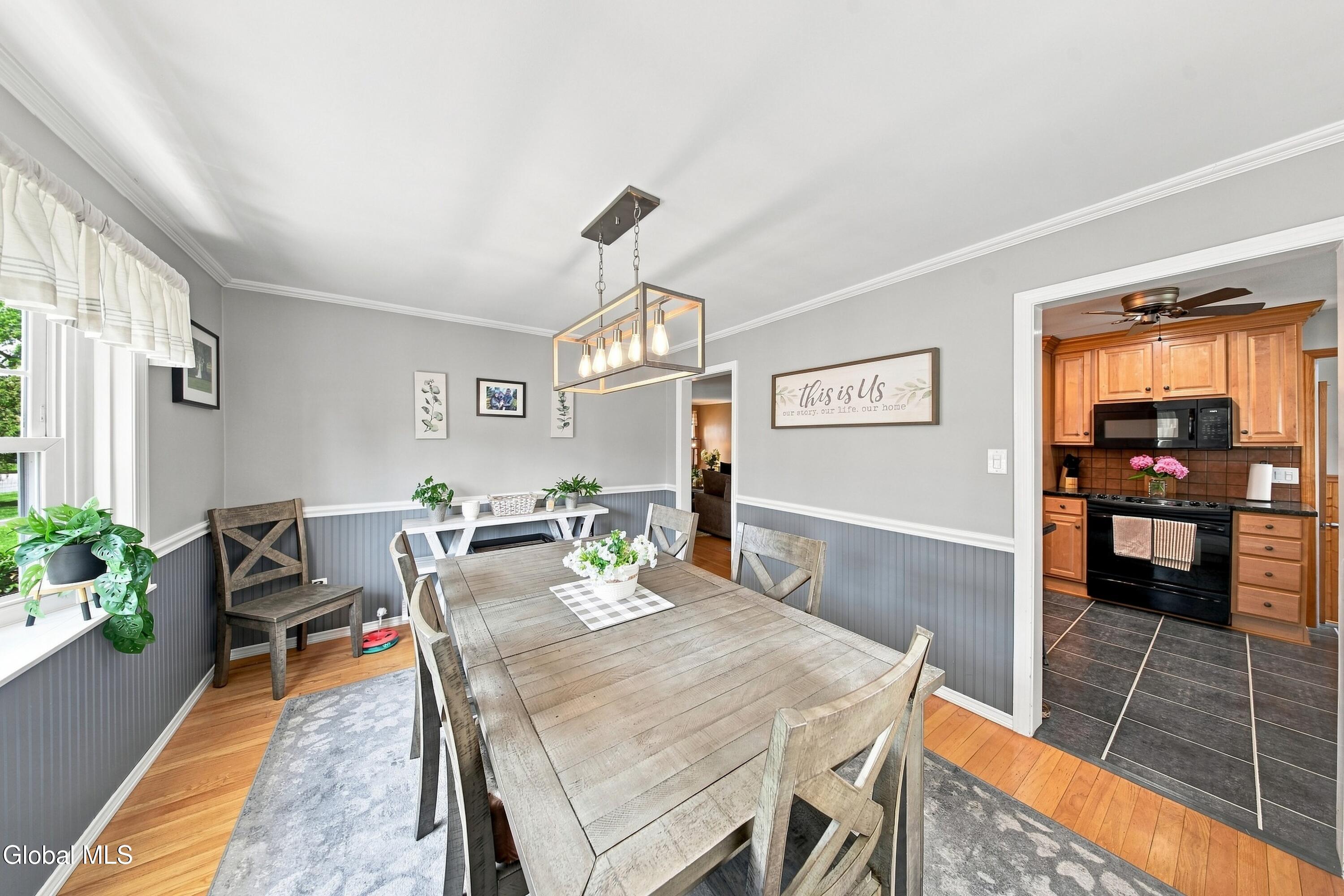 2313 Barcelona Road Niskayuna, NY 12309 - Photo 12 of 50 12