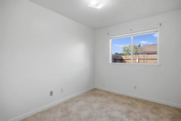 $545,000 | 2532 West Chestnut Court, Visalia, CA 93277