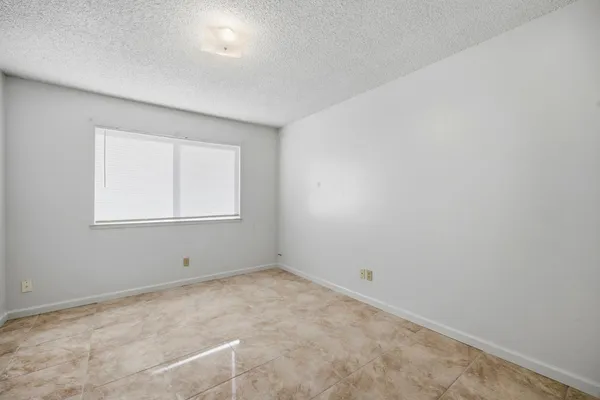 $545,000 | 2532 West Chestnut Court, Visalia, CA 93277