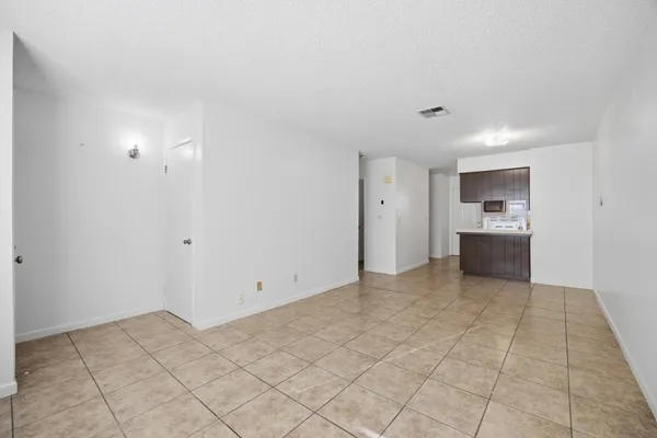 $545,000 | 2532 West Chestnut Court, Visalia, CA 93277