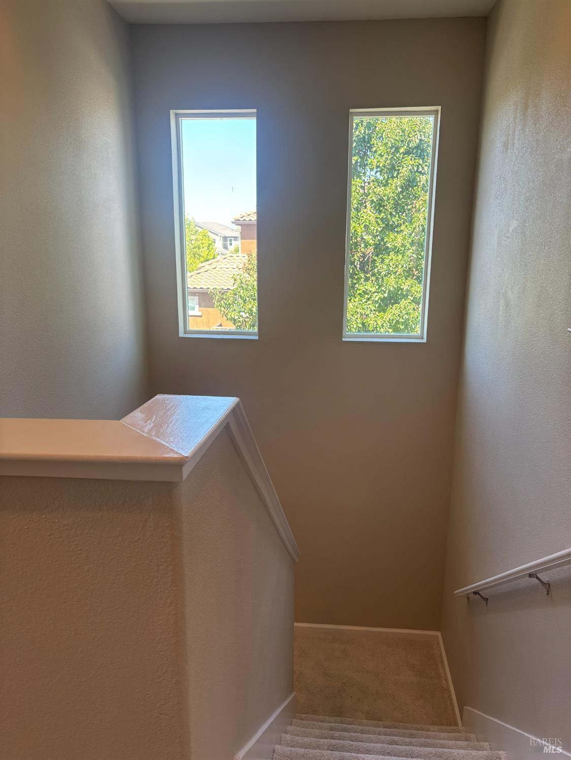 5114 Kolton Place Rohnert Park, CA 94928 - Photo 31 of 37 a bathroom with a window
