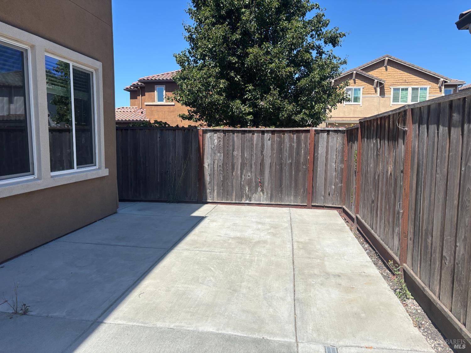 5114 Kolton Place Rohnert Park, CA 94928 - Photo 34 of 37 a view of a backyard