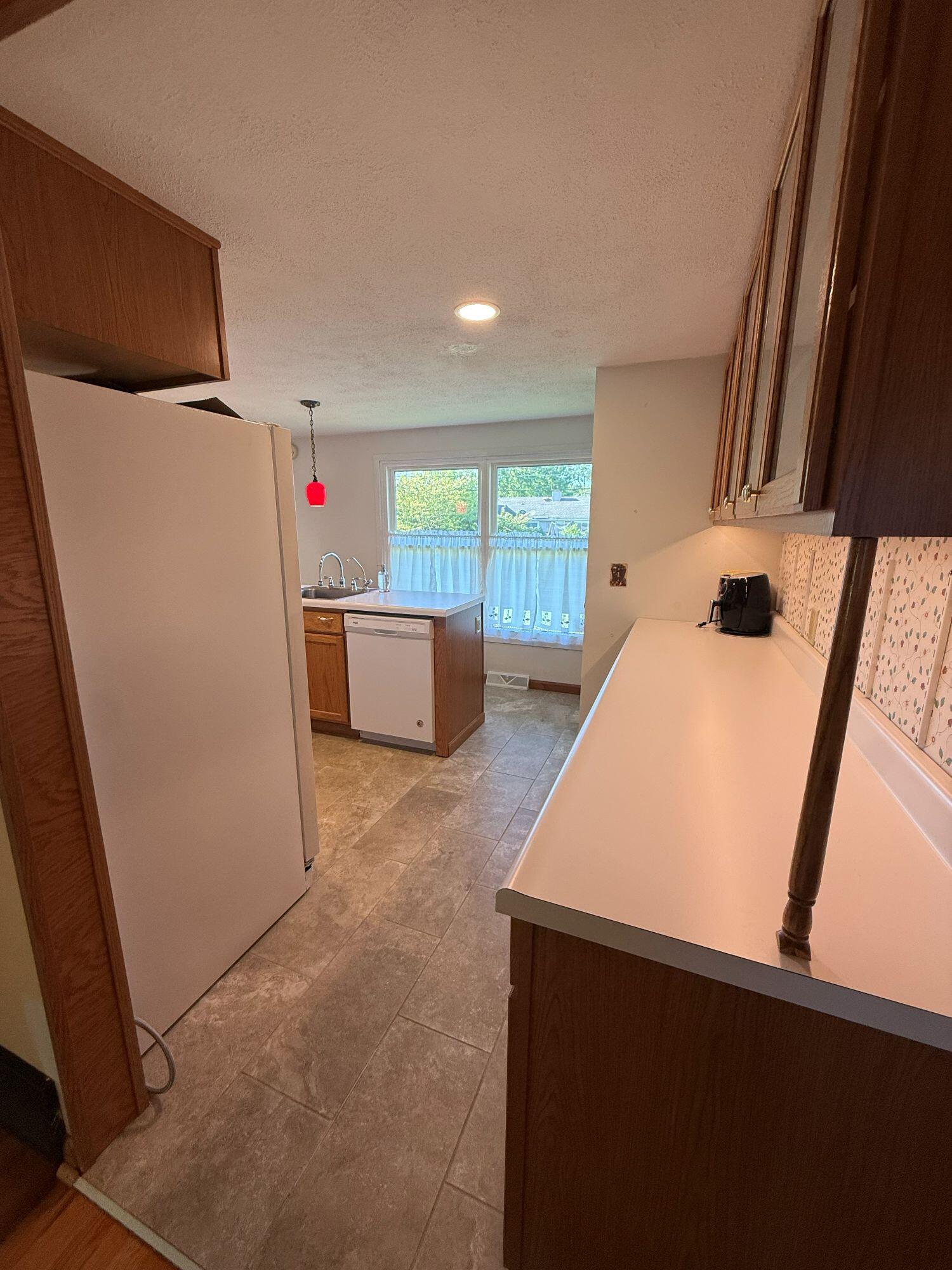 916 West Monnett Street Rensselaer, IN 47978 - Photo 8 of 36 1500x2000