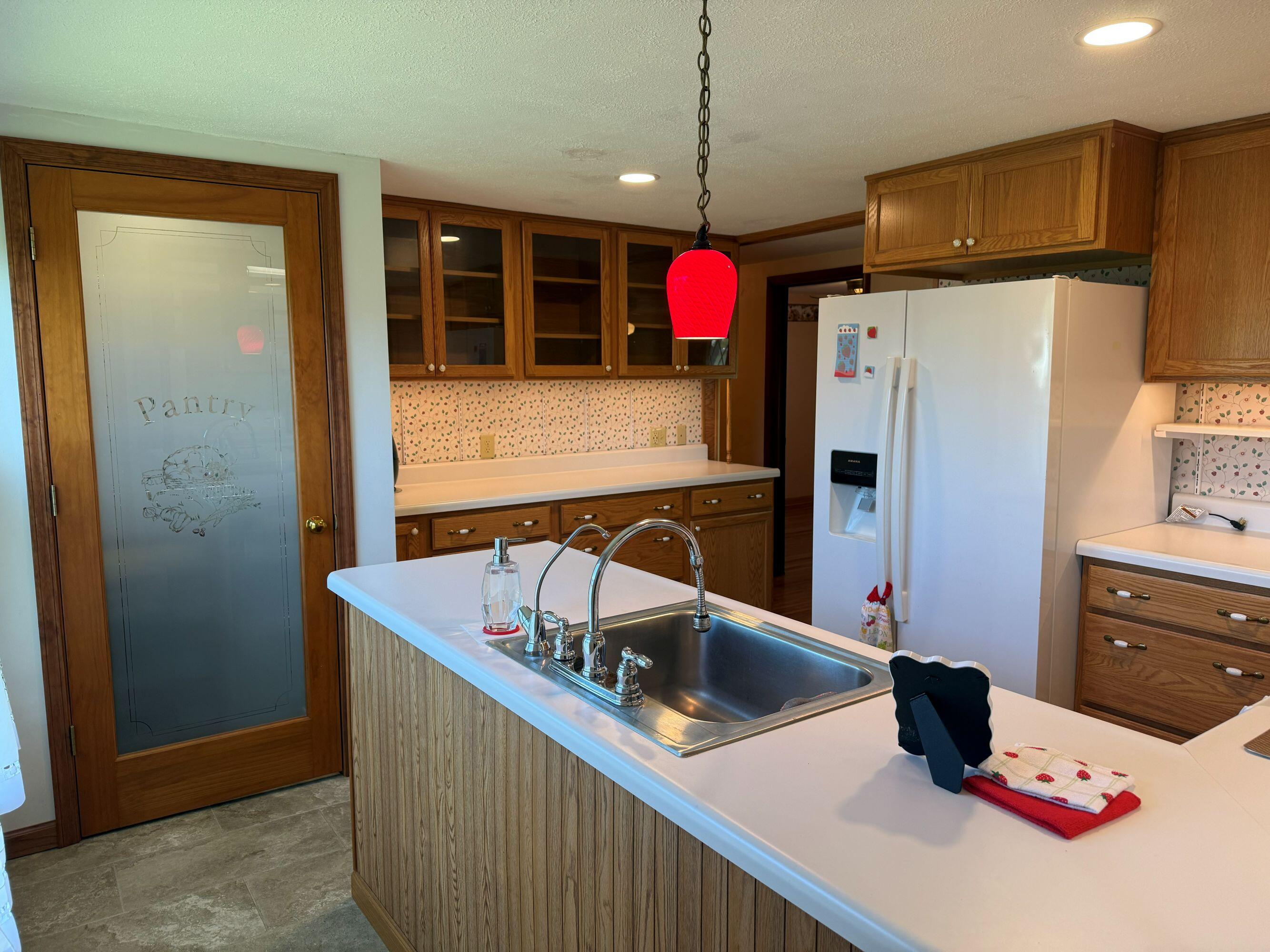 916 West Monnett Street Rensselaer, IN 47978 - Photo 10 of 36 2667x2000