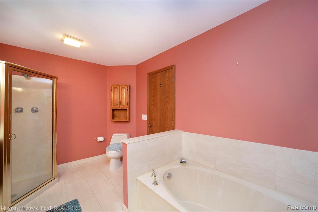 6608 Ridgeview Drive Clarkston, MI 48346 - Photo 16 of 29