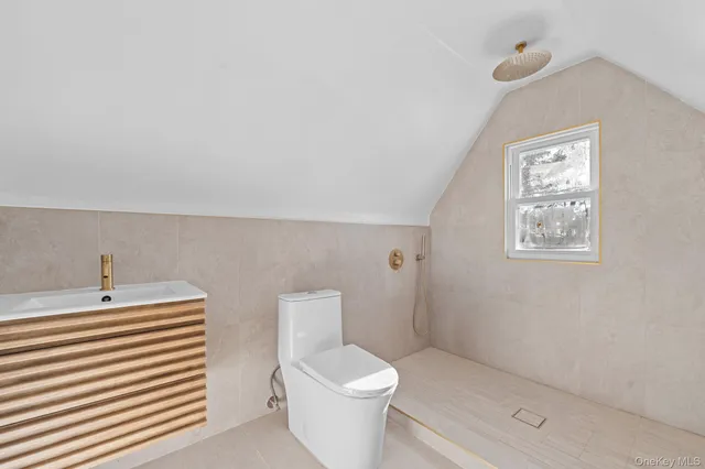 $1,149,000 | 190-10 114th Drive | St. Albans