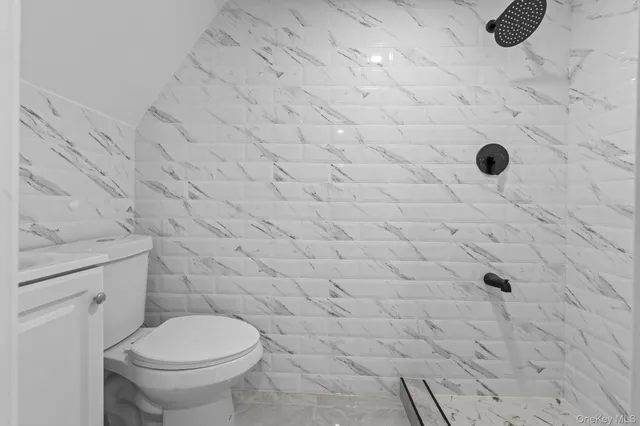 $1,149,000 | 190-10 114th Drive | St. Albans