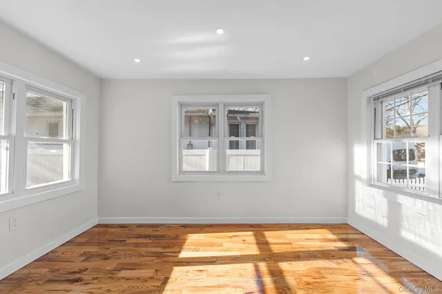 $1,149,000 | 190-10 114th Drive | St. Albans