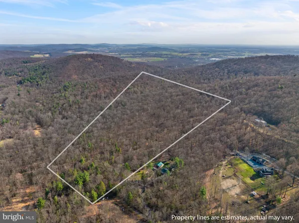 $279,900 | 215 Dug Lane, Fairfield, PA 17320