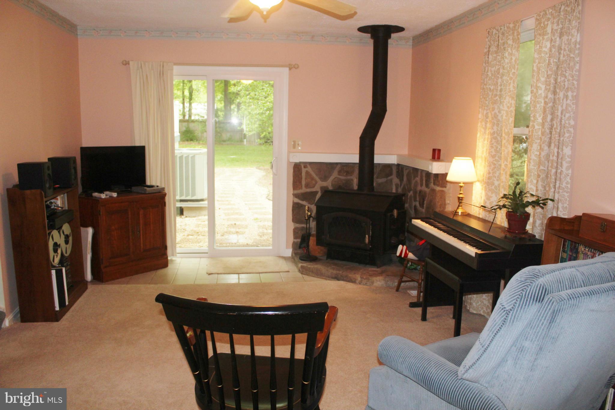 312 McKay Road Stevensville, MD 21666 - Photo 7 of 22 Family Room