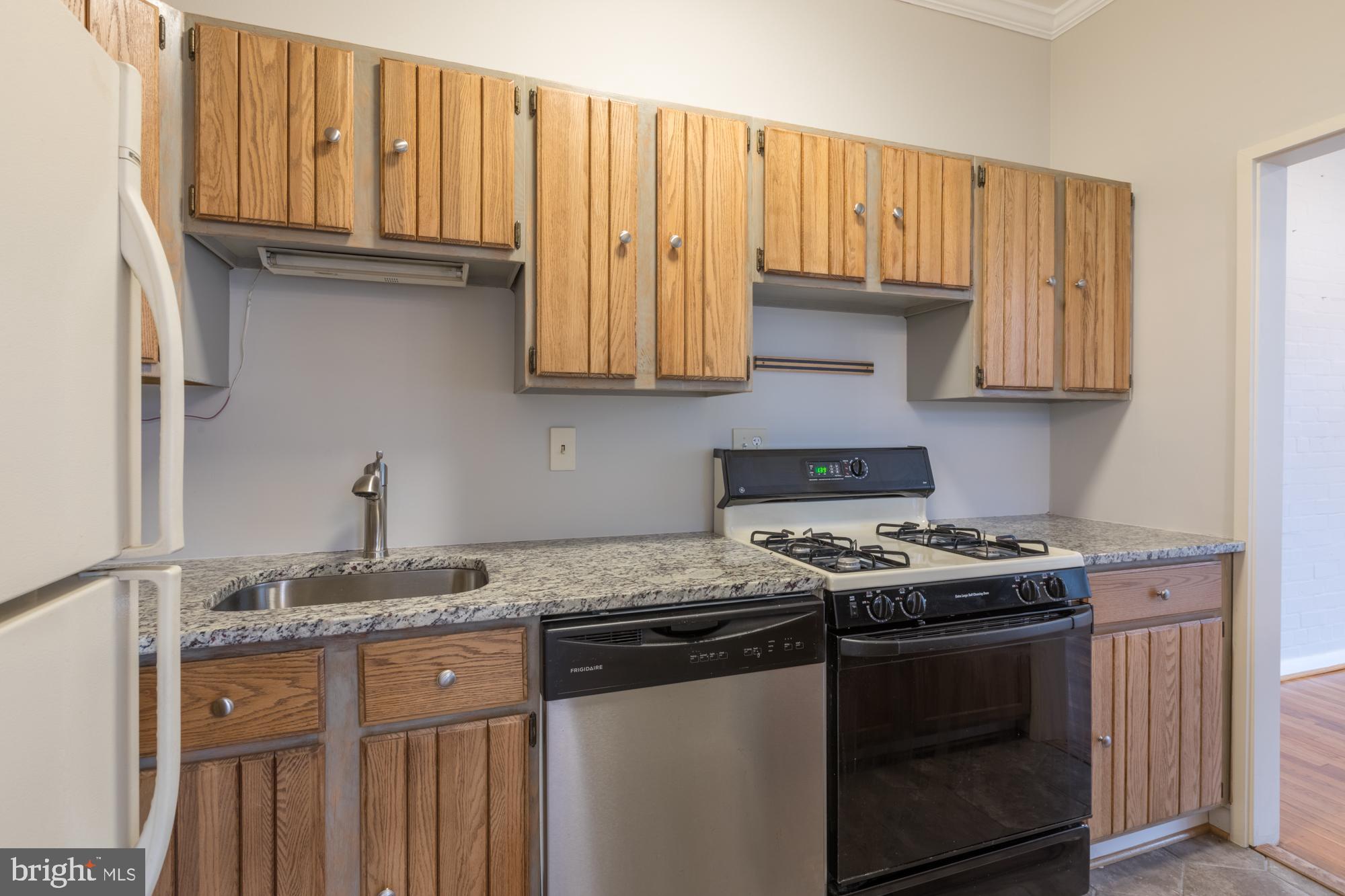 77 G Street Southwest, Unit 101 Washington, DC 20024 - Photo 12 of 44