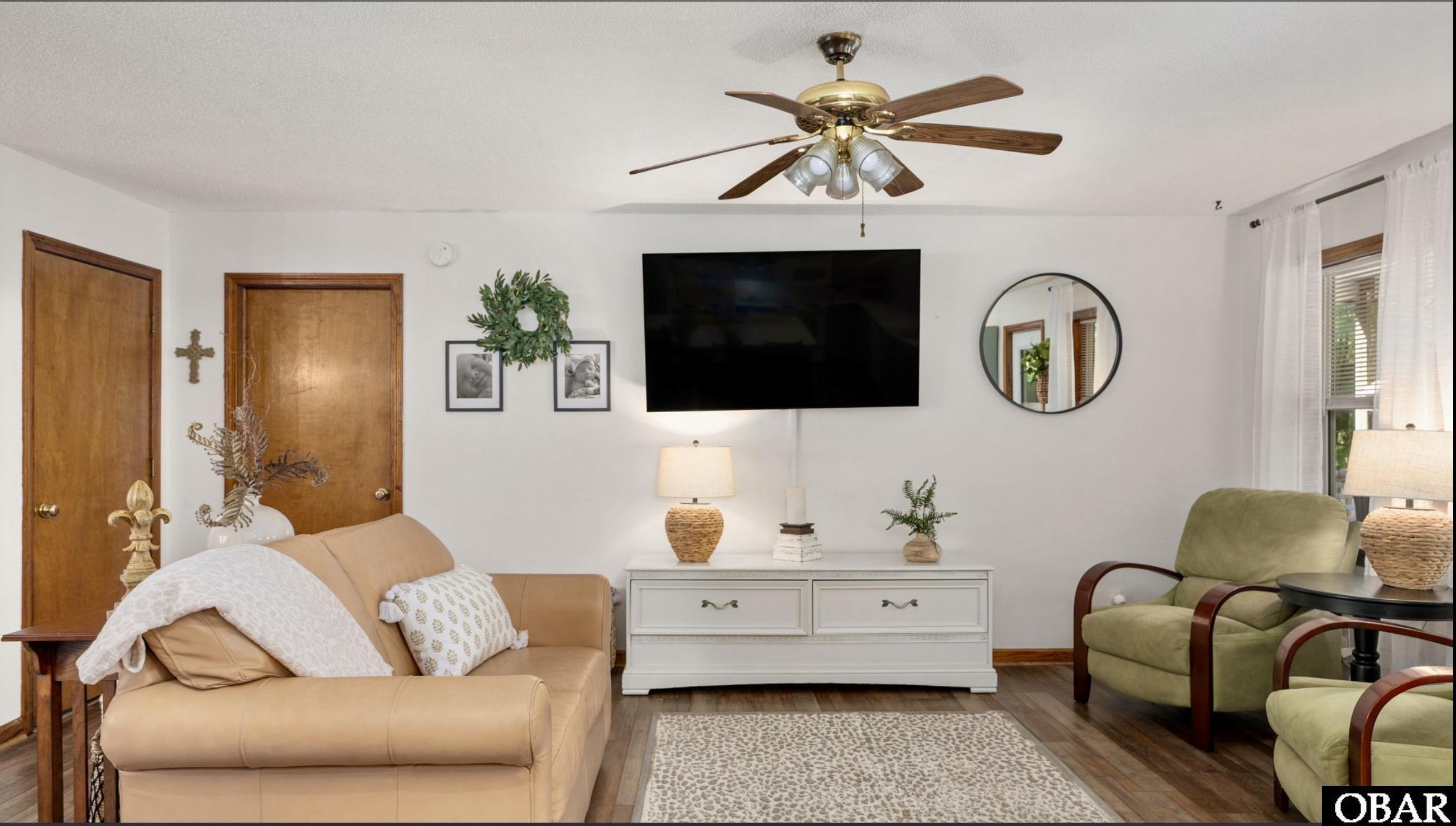 5124 The Woods Road Kitty Hawk, NC 27949 - Photo 4 of 45 Gallery Image 4