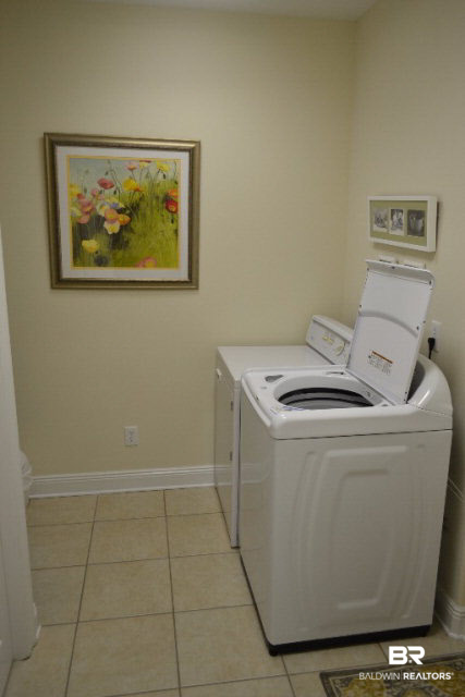 9254 Lakeview Drive Foley, AL 36535 - Photo 24 of 38 Laundry