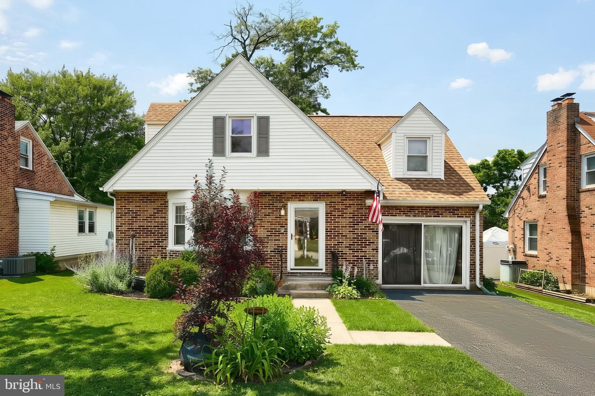 116 Greystone Road York, PA 17402 - Photo 3 of 42