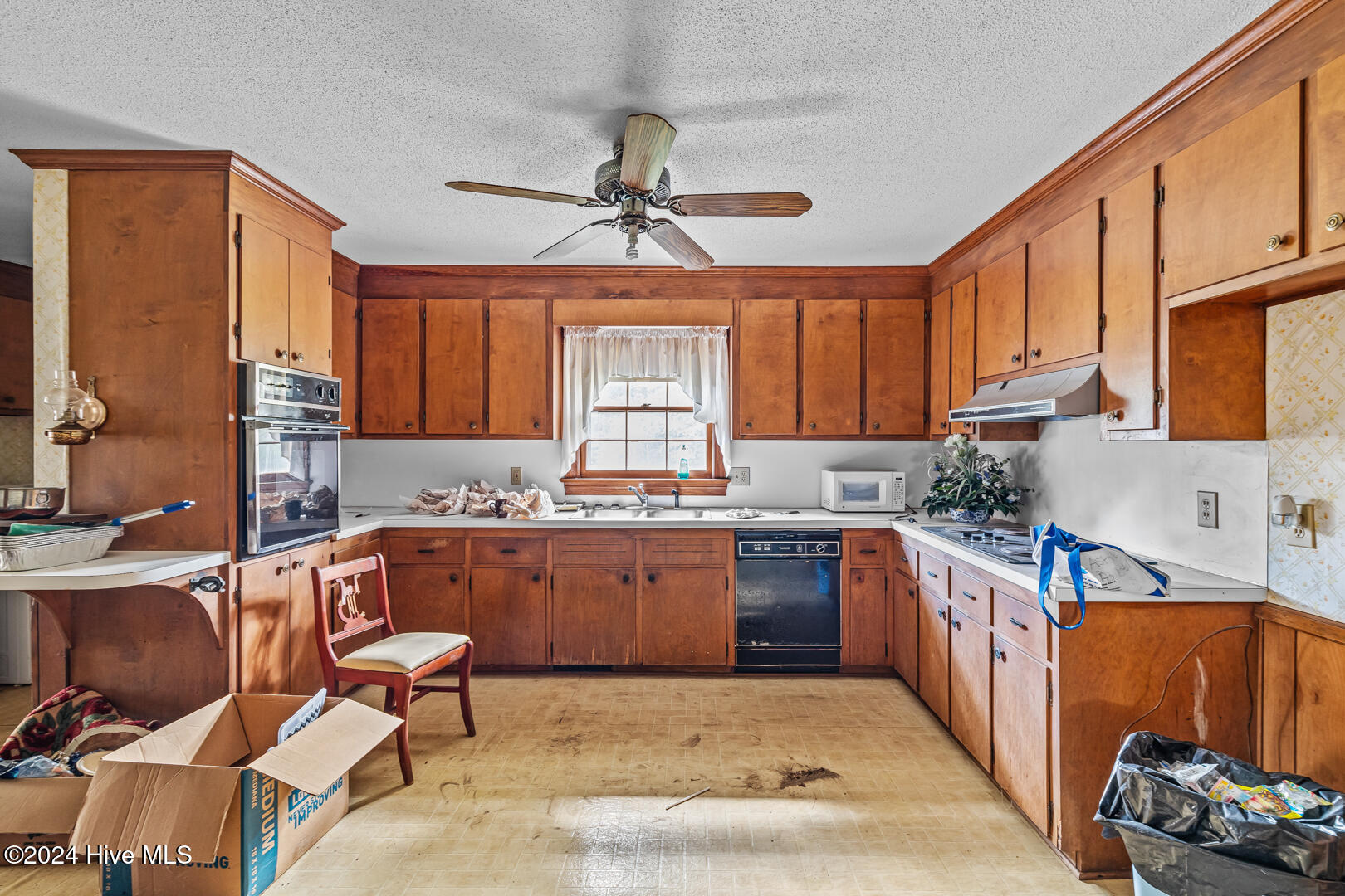 2519 Tower Hill Road Kinston, NC 28501 - Photo 18 of 54 18