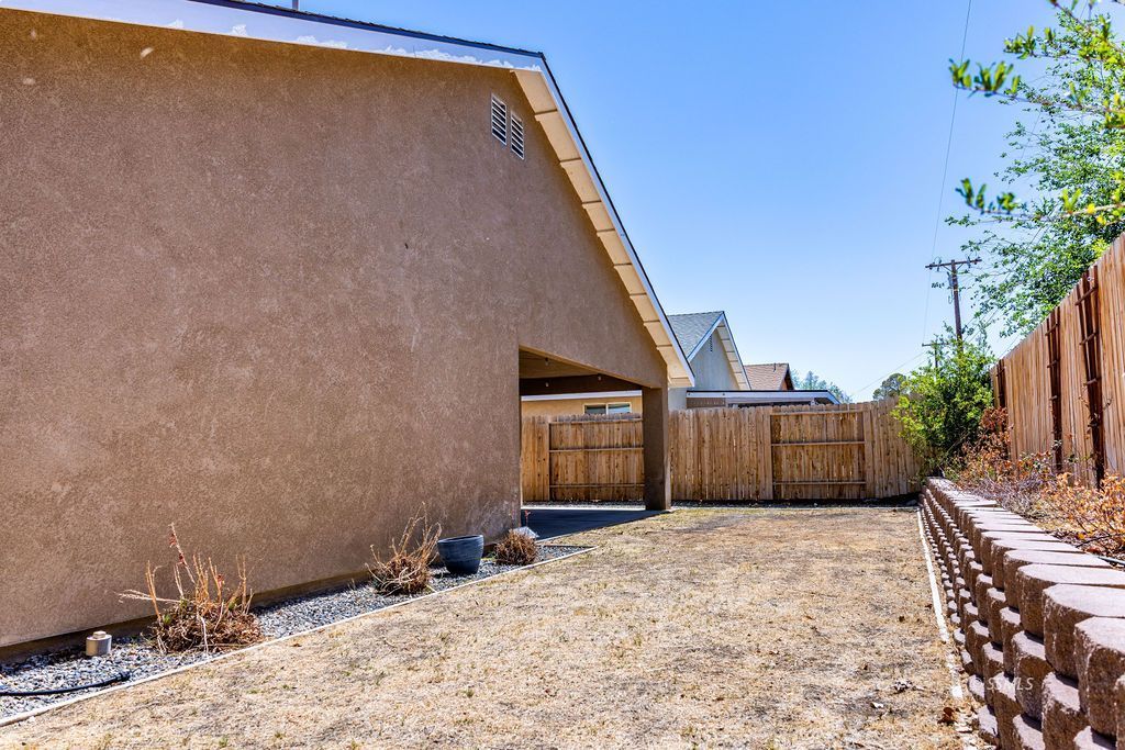 1137 South Yorktown Street Ridgecrest, CA 93555 - Photo 30 of 31