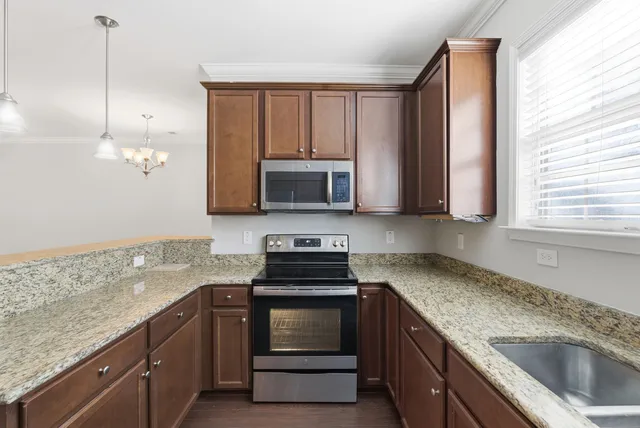 $2,600 | 4166 Veritas Street, Charleston, SC 29414