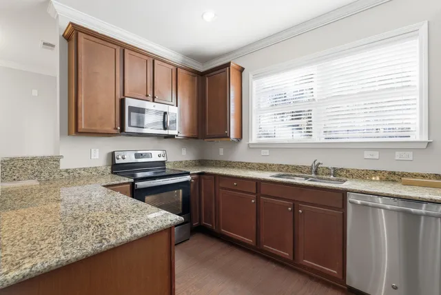 $2,600 | 4166 Veritas Street, Charleston, SC 29414