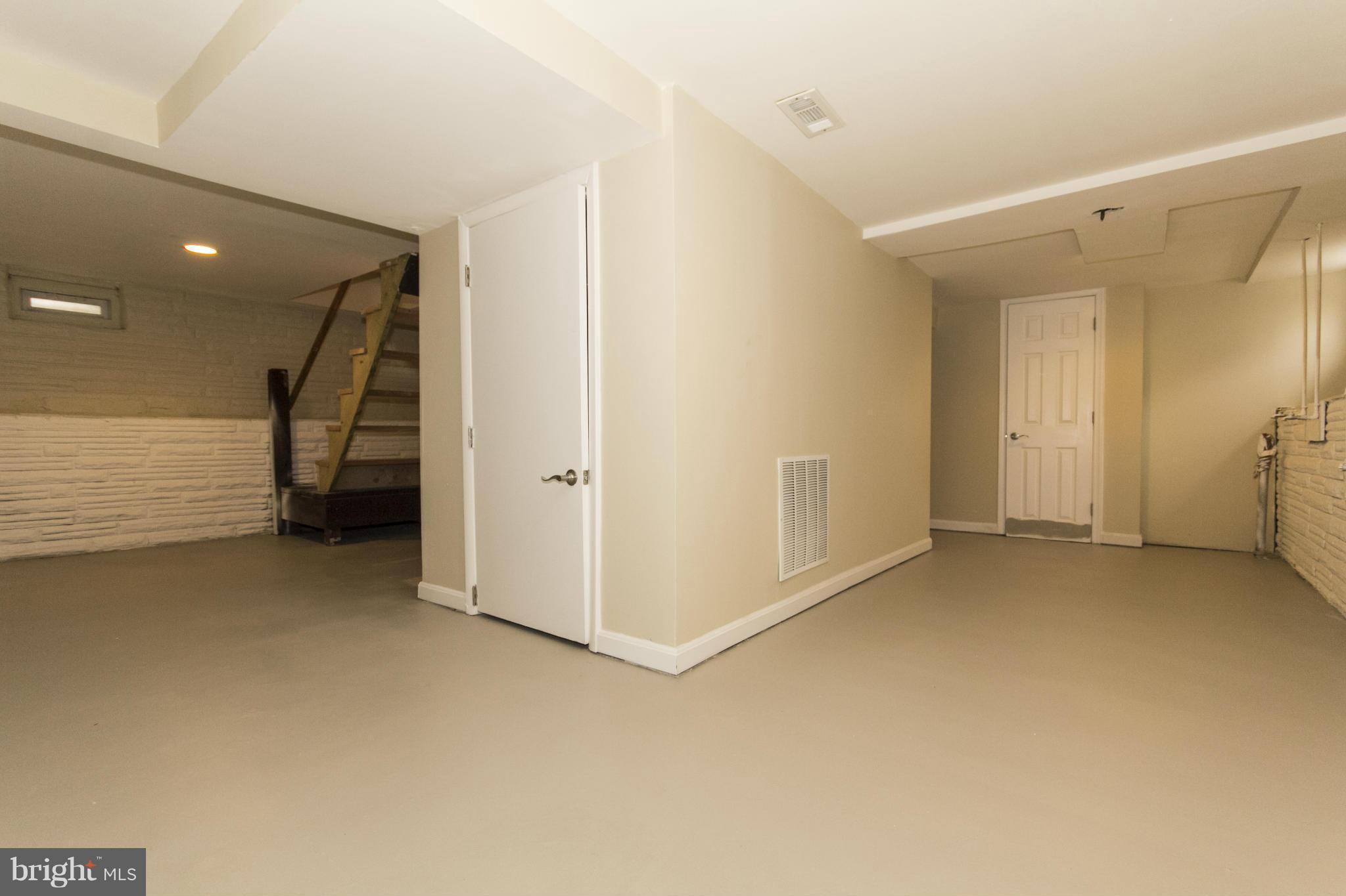 1220 Willow Road Baltimore, MD 21222 - Photo 20 of 23 a view of an empty room