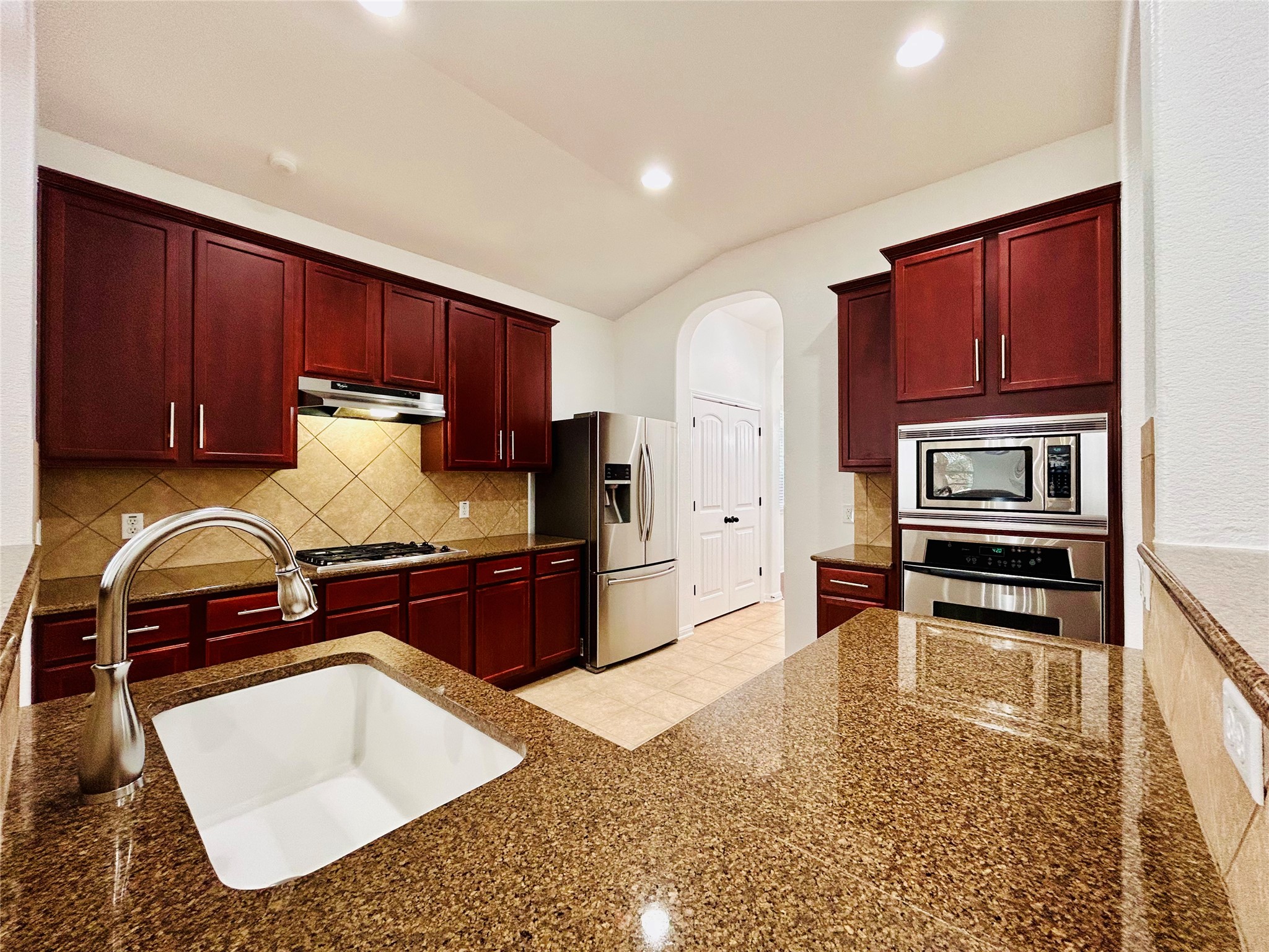 240 Fort Mabry Loop Georgetown, TX 78628 - Photo 12 of 36