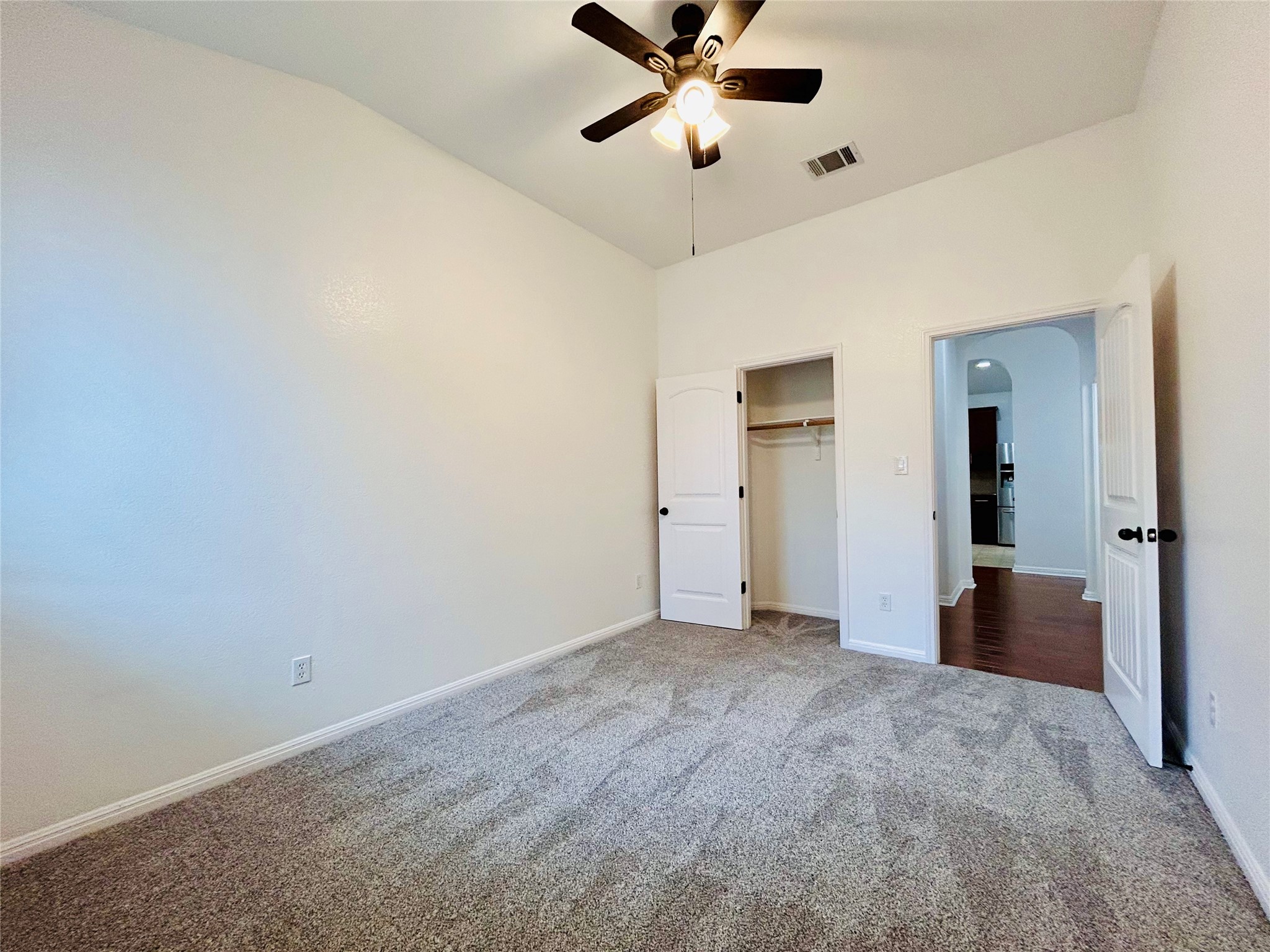 240 Fort Mabry Loop Georgetown, TX 78628 - Photo 18 of 36