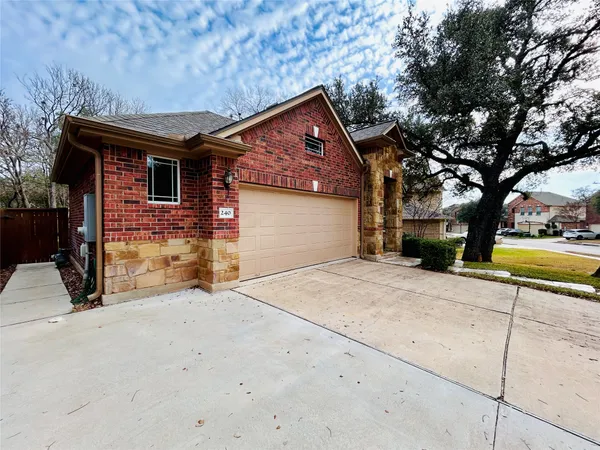 a front view of house with yard