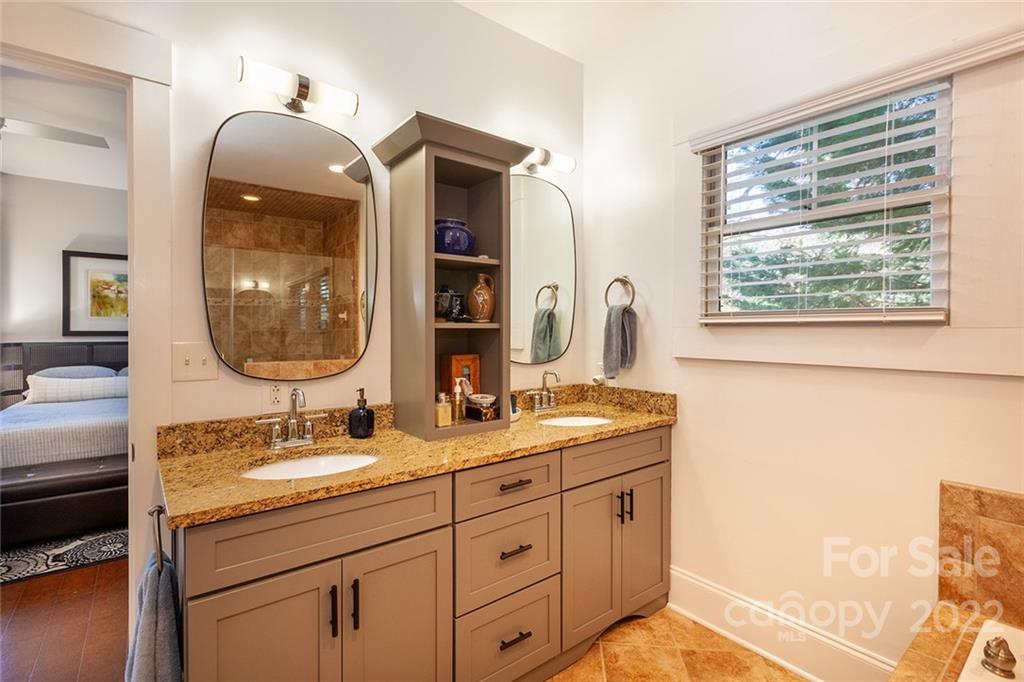 1812 Truman Road Charlotte, NC 28205 - Photo 19 of 42 Gallery Image 19