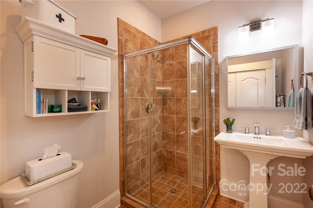 1812 Truman Road Charlotte, NC 28205 - Photo 29 of 42 Gallery Image 29