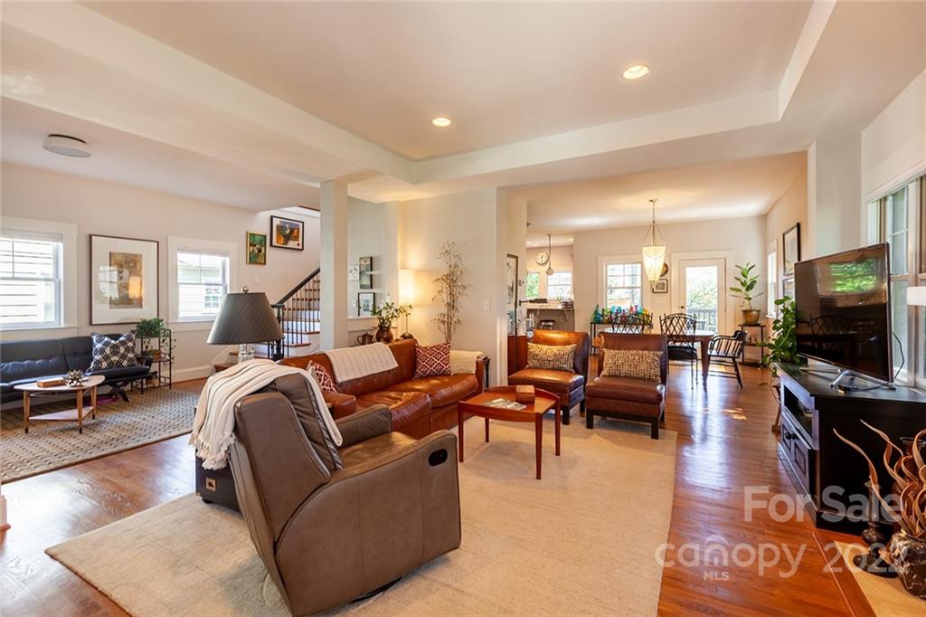 1812 Truman Road Charlotte, NC 28205 - Photo 3 of 42 Gallery Image 3