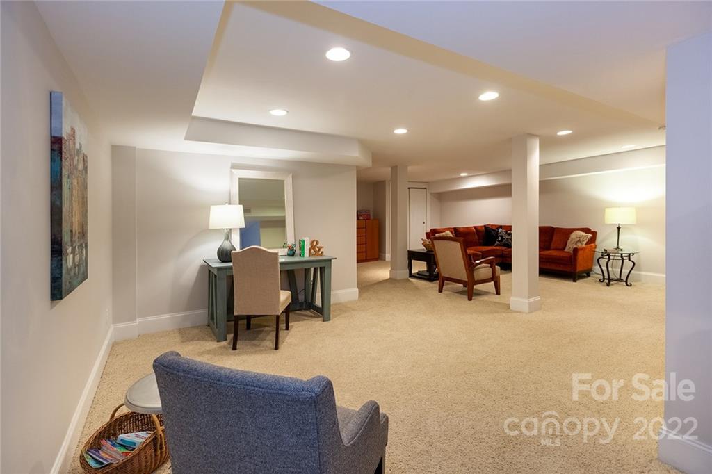 1812 Truman Road Charlotte, NC 28205 - Photo 34 of 42 Gallery Image 34