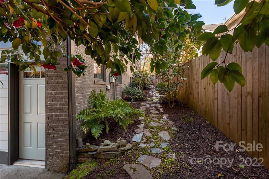1812 Truman Road Charlotte, NC 28205 - Photo 38 of 42 Gallery Image 38