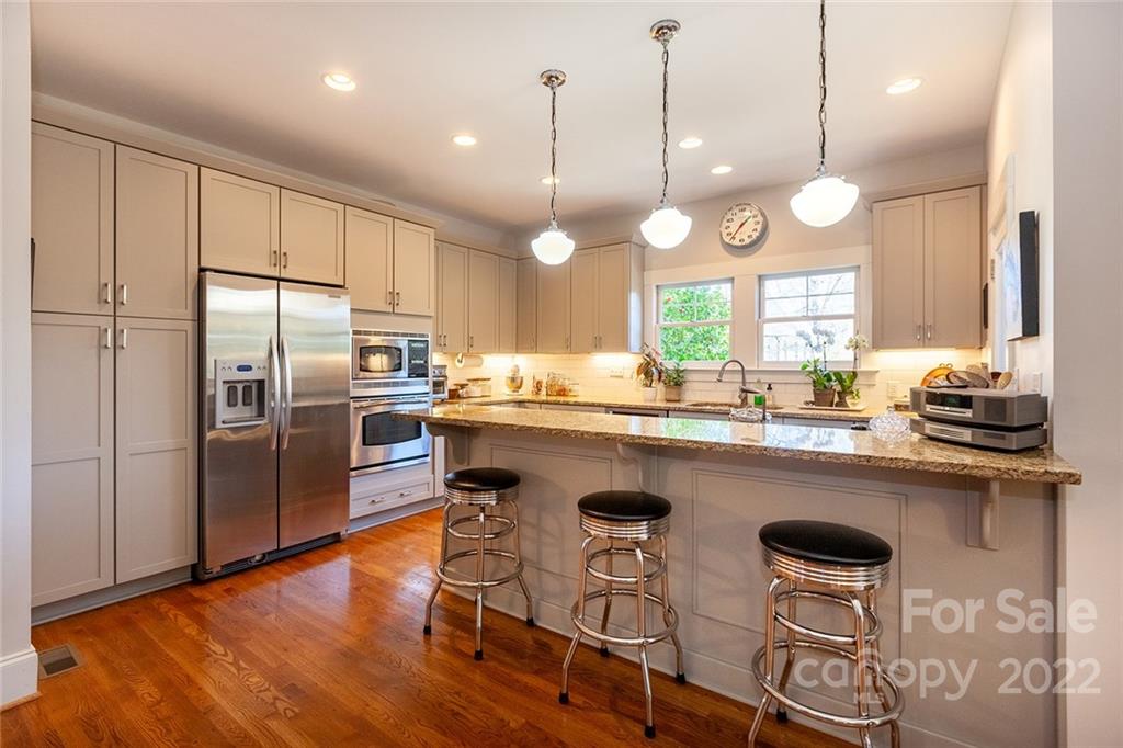 1812 Truman Road Charlotte, NC 28205 - Photo 7 of 42 Gallery Image 7